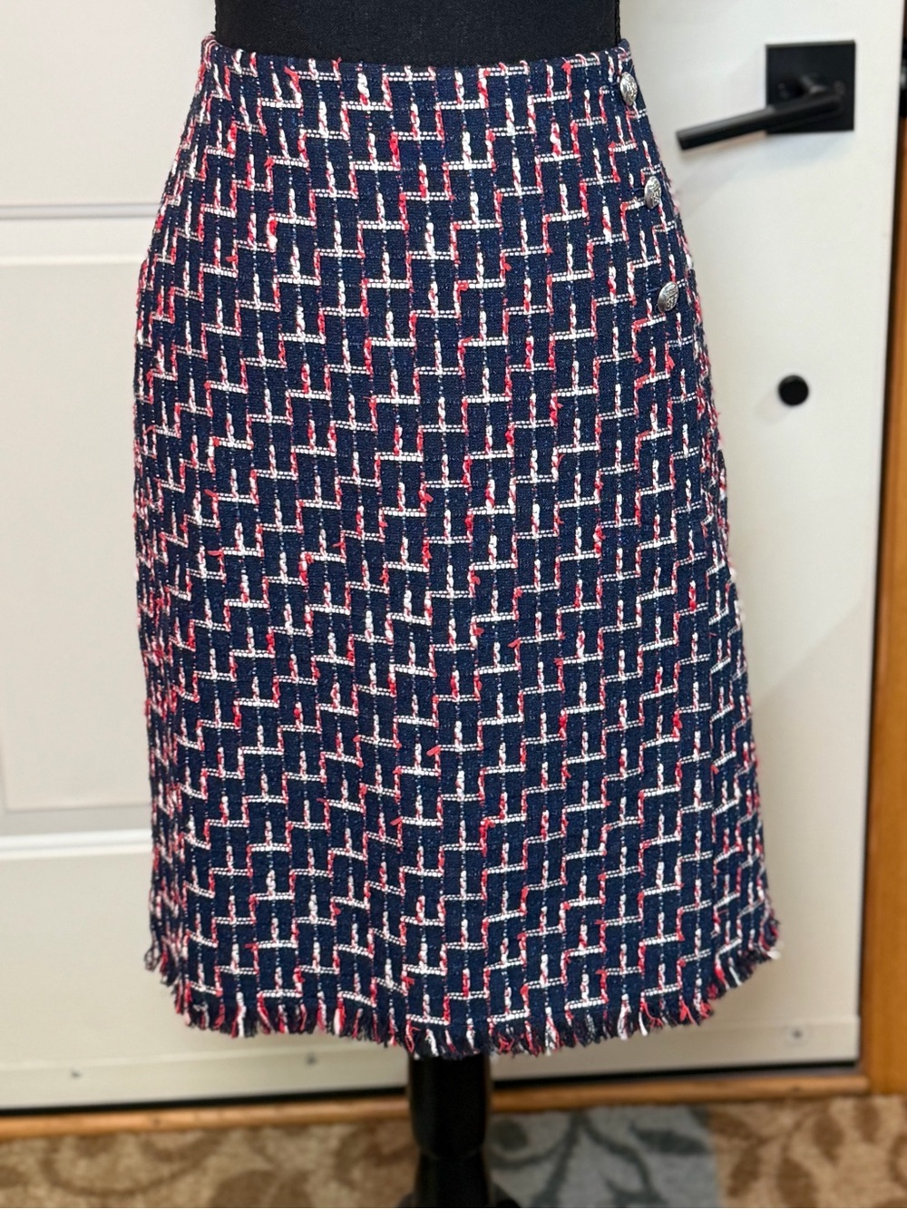 New Talbot Boucle’ preppy blue red white textured tweed faux wrap skirt. Size 2